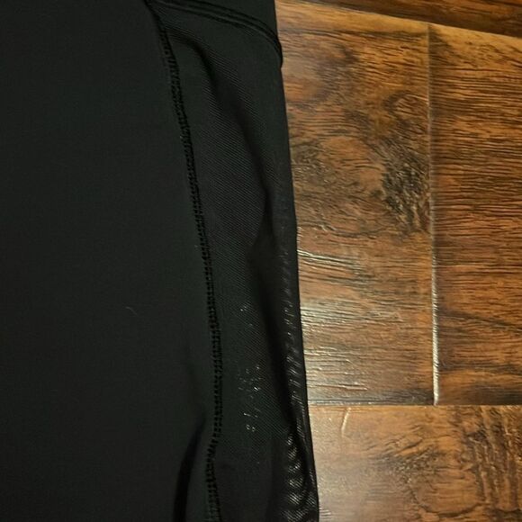 Lululemon Black Athletic Mesh Pockets Mesh Ruched Design Cropped Leggings - Picture 8 of 10